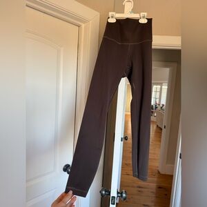 Size 4 Lululemon Wunder Train 25 inch